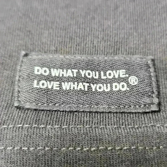 Life is good size xxl mens black  t shirt falllllll!!! Pumkins!! - Picture 3 of 7